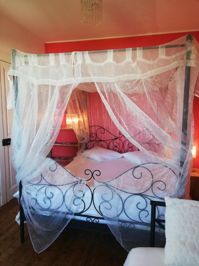 La Chambre D'Hote De Chris 셰르부르 앙 코탱탕 외부 사진