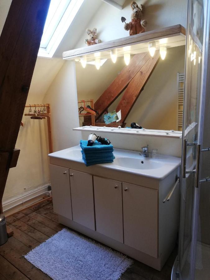 La Chambre D'Hote De Chris 셰르부르 앙 코탱탕 외부 사진